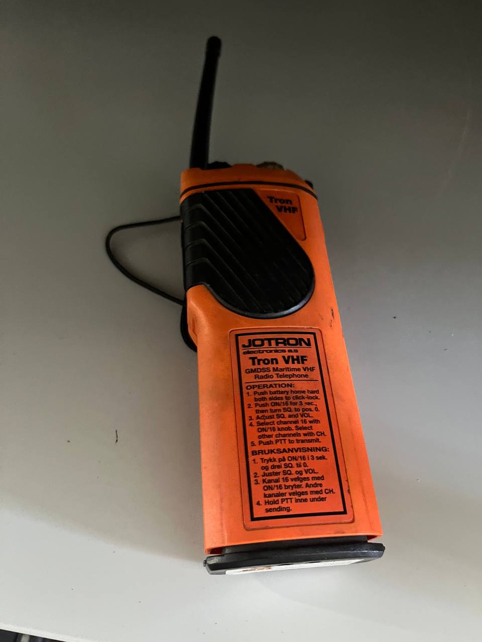 Радиостанция Jotron Tron VHF s.n 7KH07682 б.у на проверку