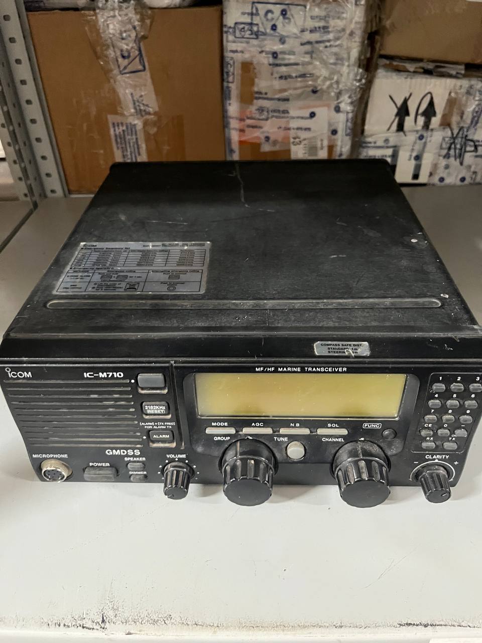 ПВ/КВ радиостанция Icom IC-M710 s.n 01726 б.у рабочее