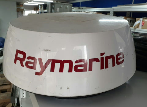 Антенна Raymarine Quantum, s.n 74be9abb, б.у, на проверку