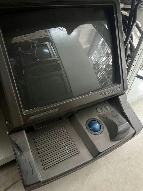 Дисплей радара Kelvin Hughes NNR-A64 s.n N640105 б.у на проверку