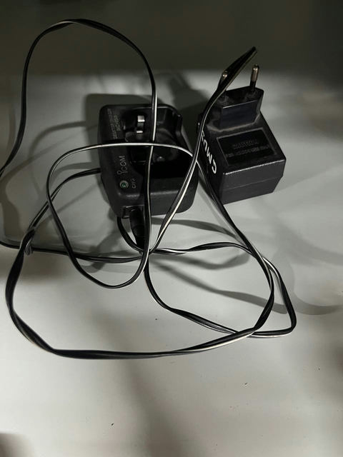 Зу Icom BC-158 s.n РНД-509693 б.у на проверку