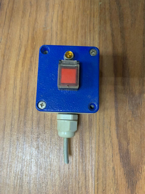 Кнопка ГС КС-05-12 s/n 2200187/3 б/у на проверку