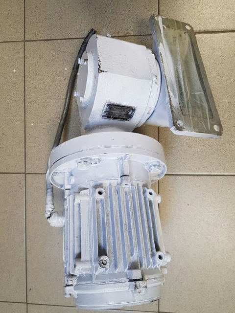 Двигатель для радара AG CH 8056 N96M 120 s.n. 6577 б.у. на проверку