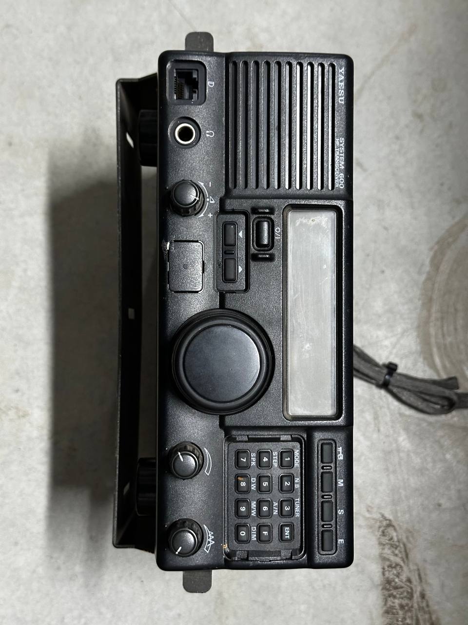 Радиостанция YAESU SYSTEM 600 s.n 1G520056 б.у рабочее