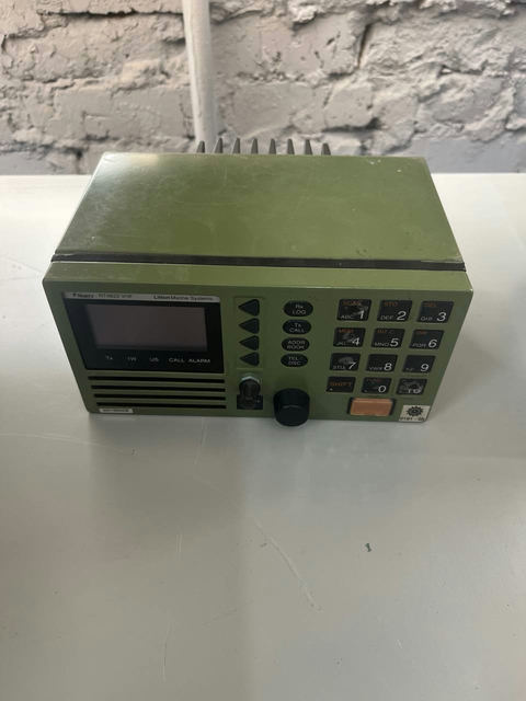 Морская станция Sailor RT4822 s.n 650600 б.у рабочее