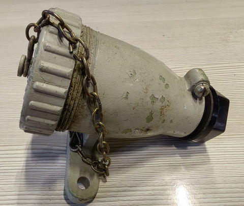 Розетка судовая РШ2-41, АЛ-28, 8А, 10А, 220V-250V, s.n СПБ-940071, б.у, на проверку