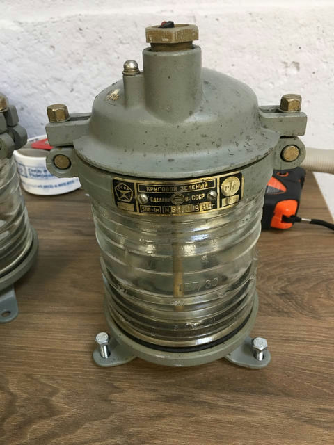 Фонарь круговой зеленый s/n 8170 б.у на проверку