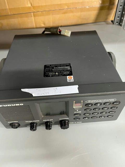 Радиостанция Furuno FM-8800S s.n 3545-7733 б.у рабочее